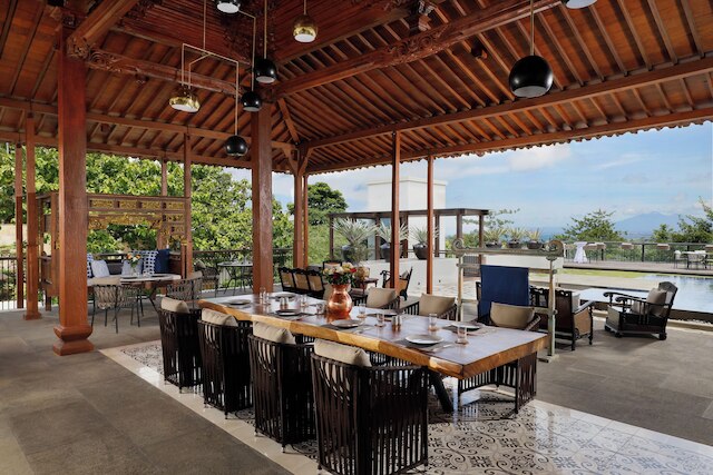 ナクラによるトウル