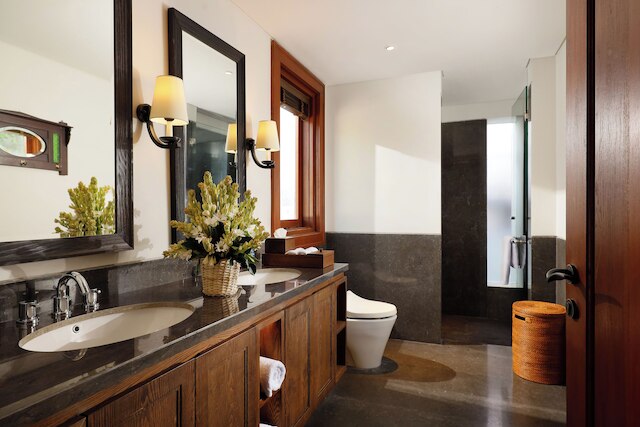 ナクラによるトウル