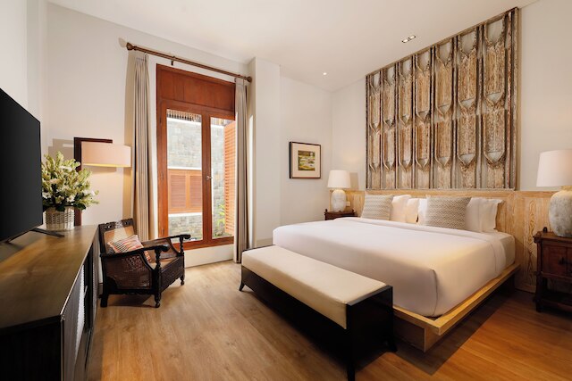 ナクラによるトウル