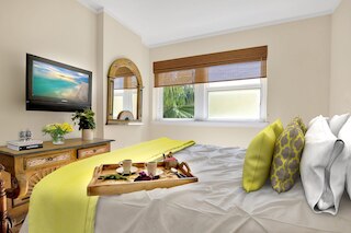 ユーレントによる素晴らしい3ベッドルーム直接海辺PH！