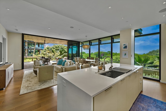 パークレーン 3300 3 ベッドルームアパート バイ レッドオーニング