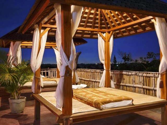 ブアナ バリ ヴィラズ & スパ