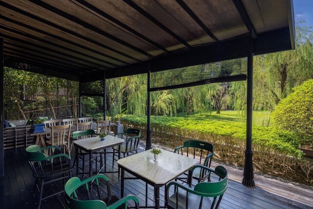 ホテル ピン シルエット