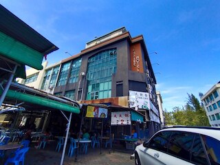 M エンパイア モーテル