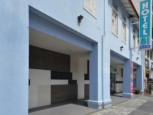 ホテル 81 セレギー