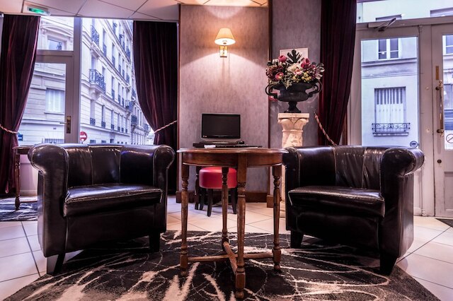 ホテル ドゥ サンリス