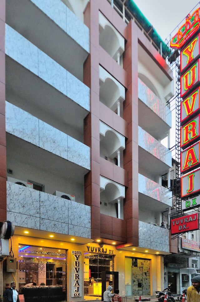 ホテル ユブラージ デラックス ニューデリー レイルウェイ ステーション