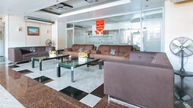 レッドドアーズ プラス アット エ ロドリゲス コーナー バナウェ