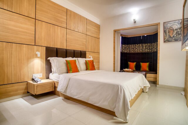 ローランド ホテル