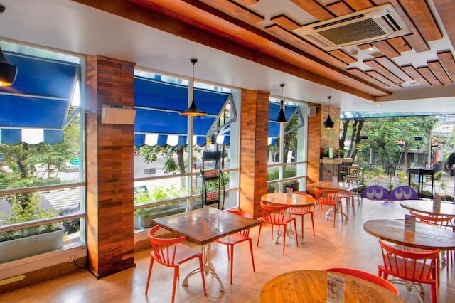 クレオ ワリコタ スラバヤ