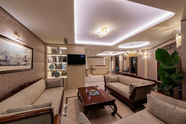 トリトン ホテル