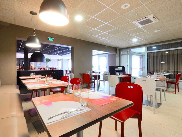 オテル モランジス オルリー