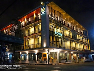 ベッドアットタウン ホステル