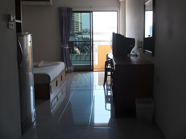 チャーリー プレイス