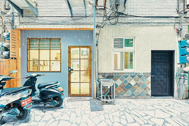 サンライズ チャンプス ホステル