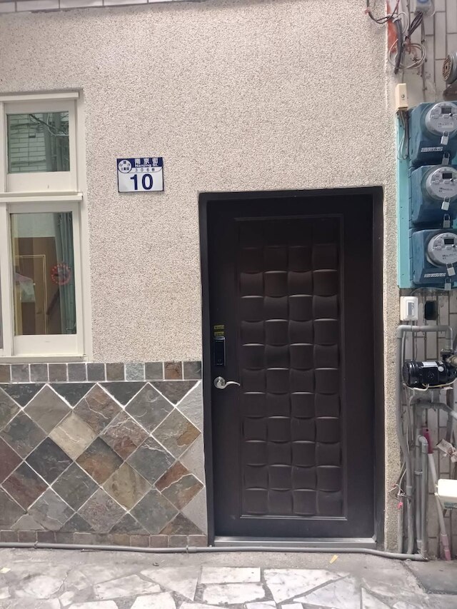 サンライズ チャンプス ホステル