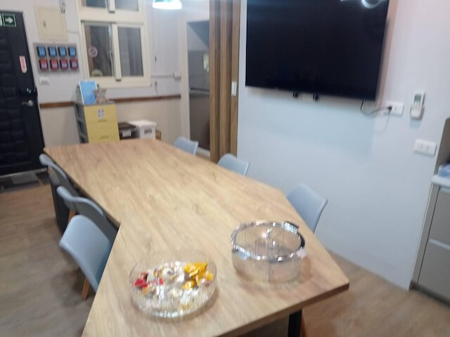 サンライズ チャンプス ホステル