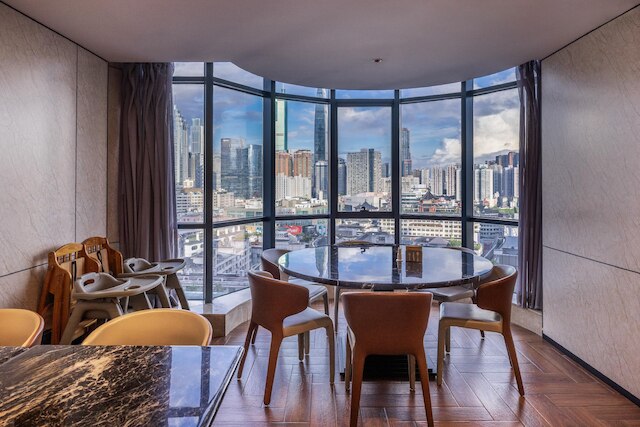 リラックスド シーズン ホテル深セン東門ブランチ (瑞季精品酒店)