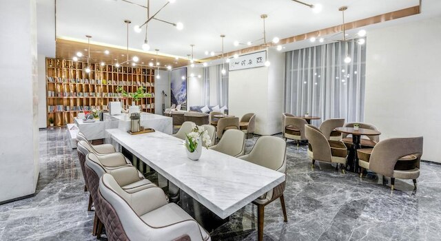 アトゥール ホテル レイルウェイ ステーション 西安