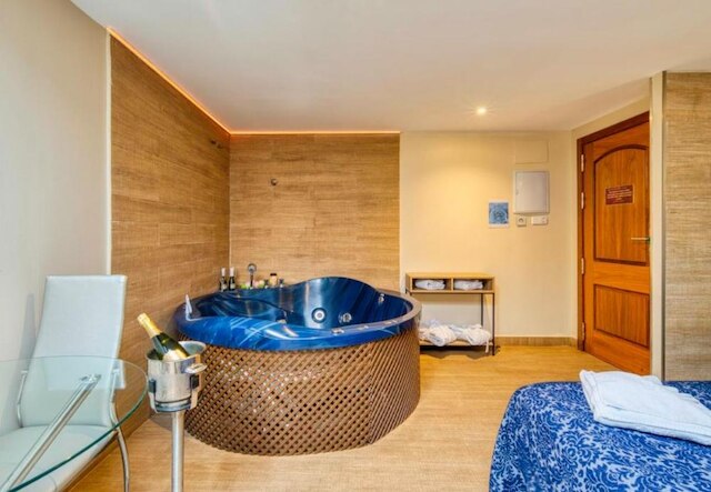 ホテル カバレロ エランテ