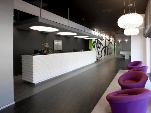 オテル セントラル カステリャーナ ノルテ