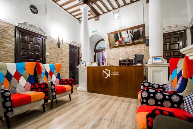 ペンション ヌエボ スイソ