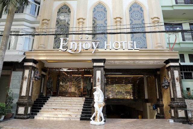 7 S ホテル エンジョイ I