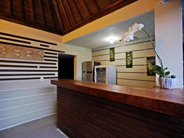 ライ ハウス サヌール