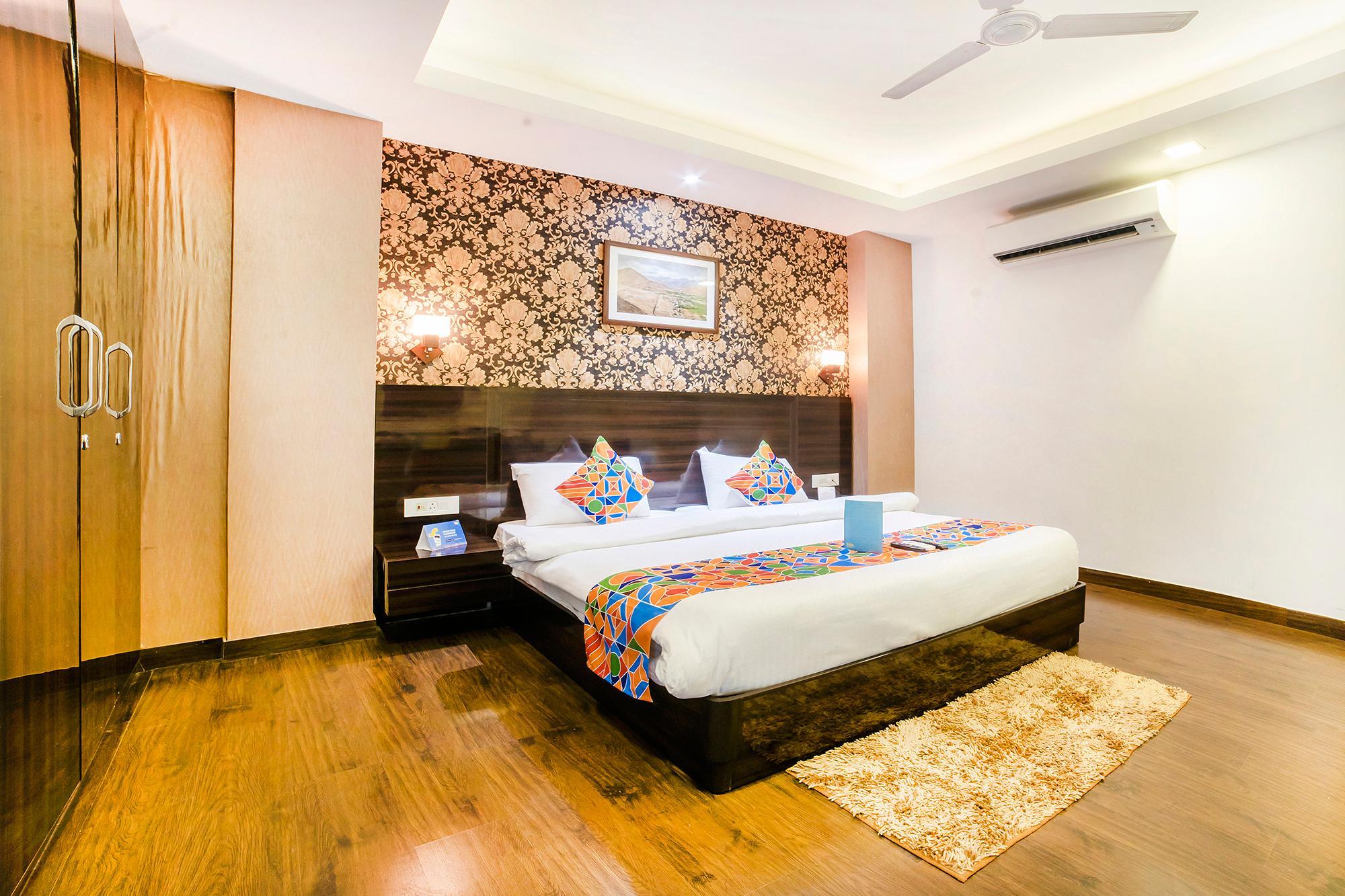 ファブホテル ギャラクシー パテル ナガー