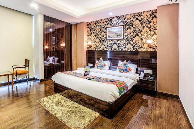 ファブホテル ギャラクシー パテル ナガー