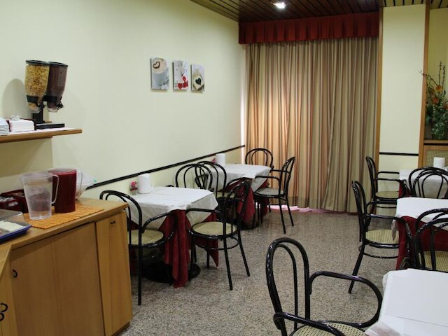 ホテル ルガーノ