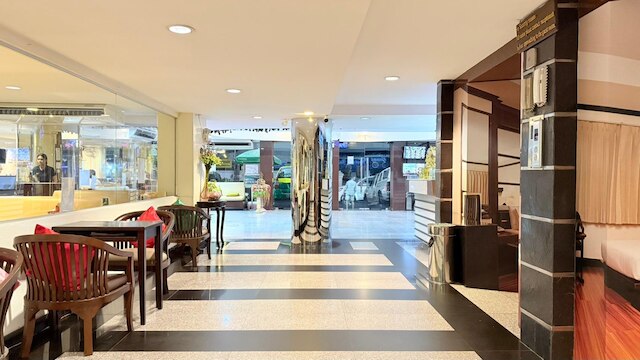 グランド ビジネス イン