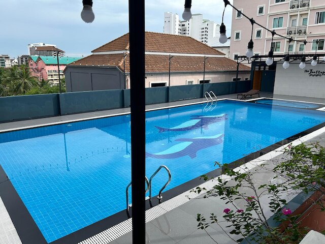 ジョムティエン ロングステイ ホテル