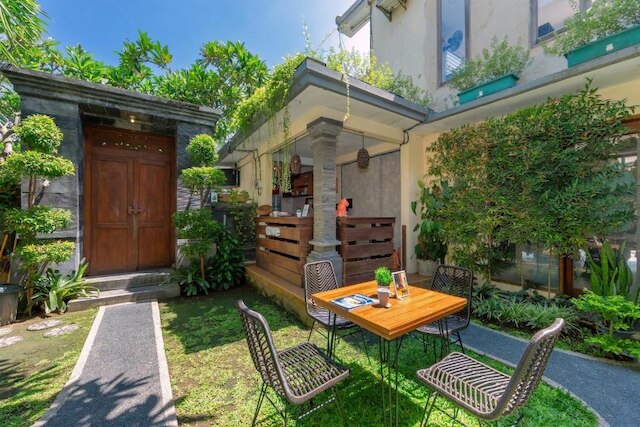 ラデヤパ ゲスト ハウス