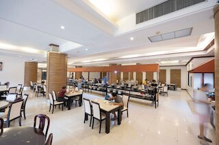 ザ プレジデント  ホテル  アット チョクチャイ 4