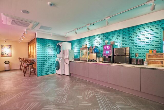 Doksan Hotel in Cafe