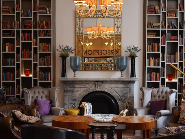 1 レクスハム ガーデンズ ホテル