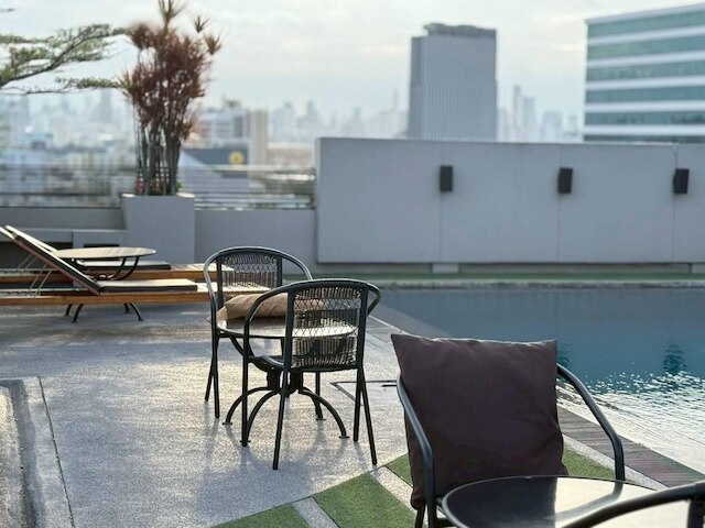 バンコク インター プレイス ホテル