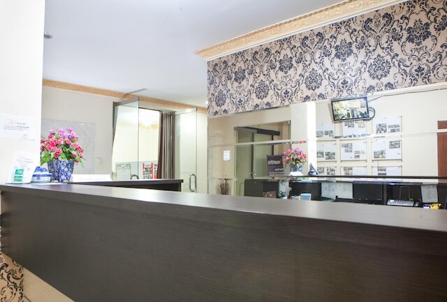 レッドドアーズ プラス ニア イゾラ UPI