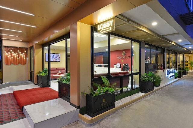 ビーリッチ ホテル