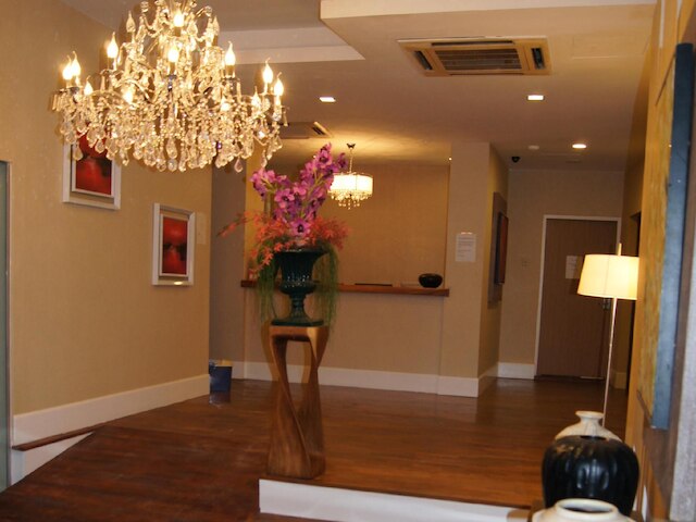 アリアナ ホテル