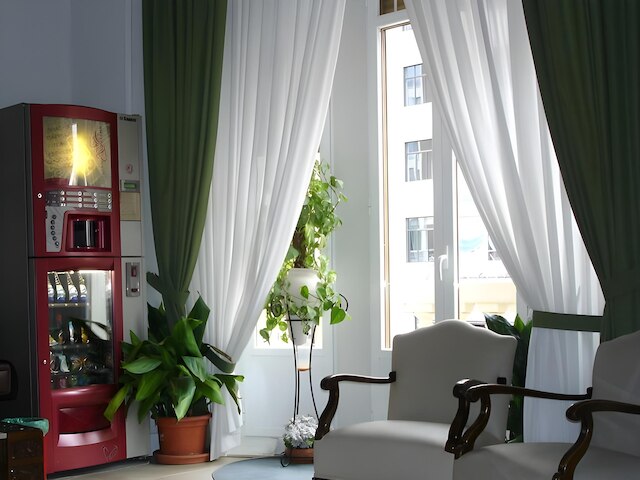 ホスタル エクセルシオール