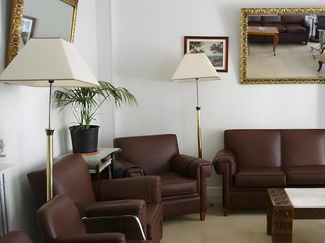 ホスタル エクセルシオール