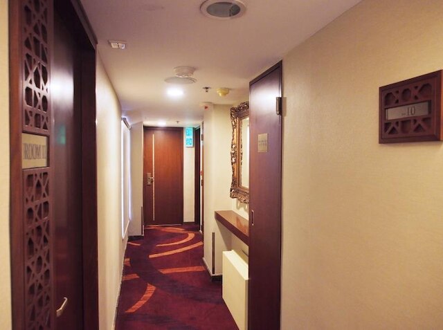 オリエンタル ランダー ホテル (東方泛達酒店)