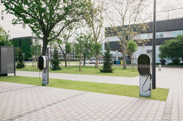 ハンプトン バイ ヒルトン ワルシャワ レドゥータ