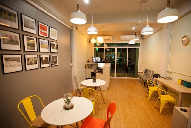 マイクロ ホステル