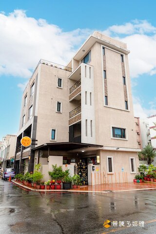 ハピネス イズ カミング - サンウォーター (幸福來了 - 近花蓮火車站)