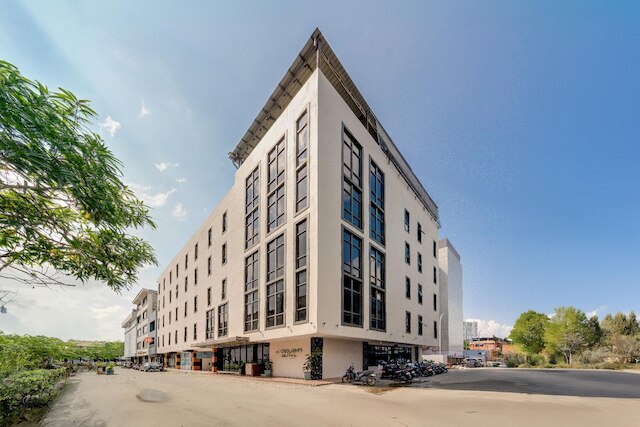 バレラン ホテル ナゴヤ バタム