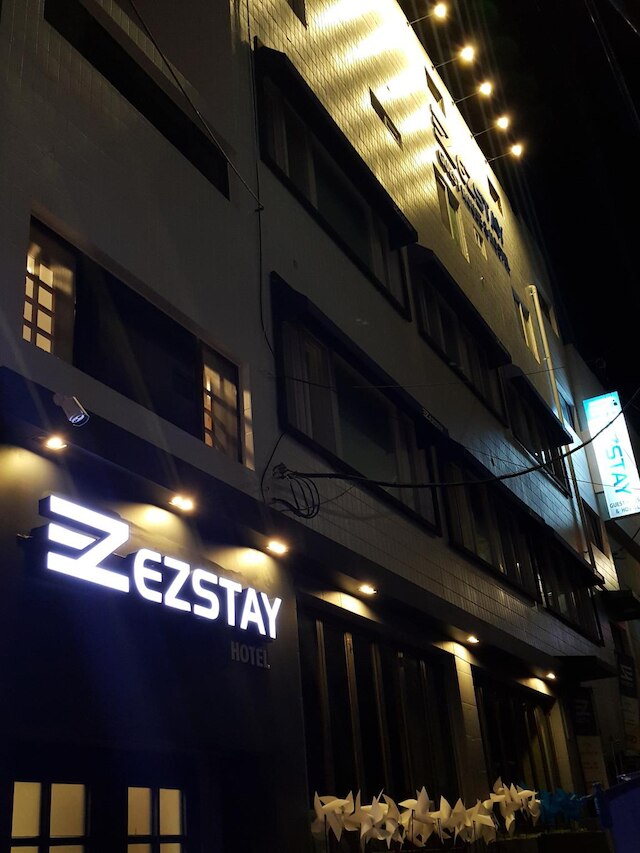 イージーステイ ナムポ