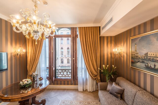 アイ パトリッツィ ヴェネツィア - ラグジュアリー アパートメンツ